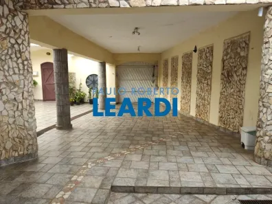 Casa com 5 Quartos à venda, 450m² no Vila Londrina, São Paulo