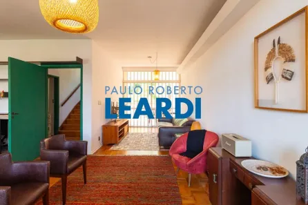 Casa com 4 Quartos à venda, 232m² no Sumaré, São Paulo