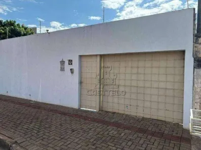 Casa com 4 Quartos à venda, 140m² no Califórnia, Londrina