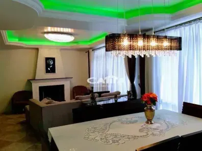 Sobrado com 4 Quartos para venda ou aluguel, 250m² no Jardim Nossa Senhora do Carmo, São Paulo