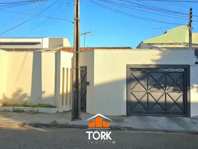 Casa com 4 Quartos à venda, 179m² no Jardim das Rosas, Presidente Prudente