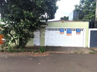 Casa com 3 Quartos para alugar, 208m² no Jardim Macarenco, São Carlos