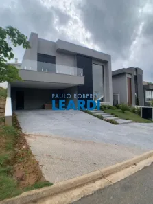 Casa de Condomínio com 4 Quartos para alugar, 380m² no Alphaville, Santana de Parnaíba