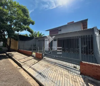 Casa à venda, 286m² no Jardim Santo Antônio, Londrina
