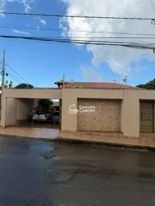 Casa com 3 Quartos à venda, 170m² no Vila Formosa, Anápolis