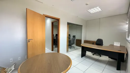 Sala Comercial para venda ou aluguel, 57m² no Jardim Mariana, Cuiabá