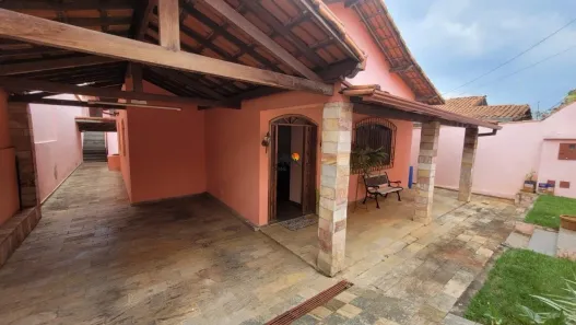 Casa com 3 Quartos à venda, 200m² no Jardim Leblon, Belo Horizonte