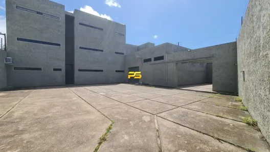 Prédio Comercial para alugar, 1200m² no Renascer, Cabedelo