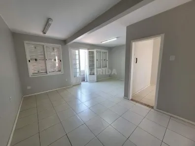 Apartamento com 3 Quartos para alugar, 100m² no Partenon, Porto Alegre