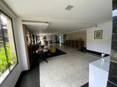 Apartamento com 4 Quartos para alugar, 198m² no São Brás, Belém