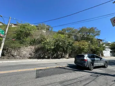 Lote/Terreno à venda, 1350m² no Piratininga, Niterói