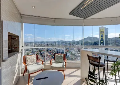 Apartamento com 3 Quartos à venda, 140m² no Centro, Balneário Camboriú