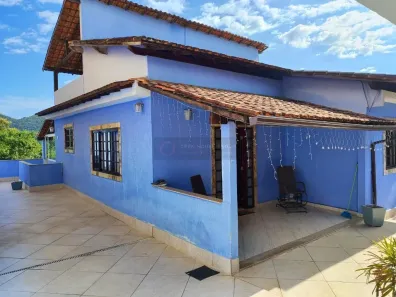 Casa com 2 Quartos à venda, 120m² no Santa Bárbara, Niterói