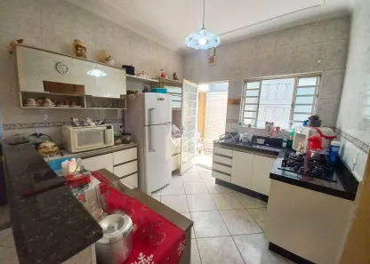 Casa com 3 Quartos à venda, 180m² no Wanel Ville, Sorocaba