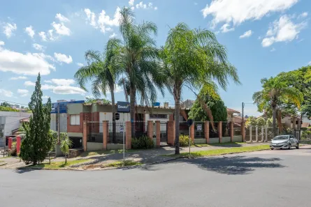 Casa com 5 Quartos à venda, 249m² no Chácara das Pedras, Porto Alegre