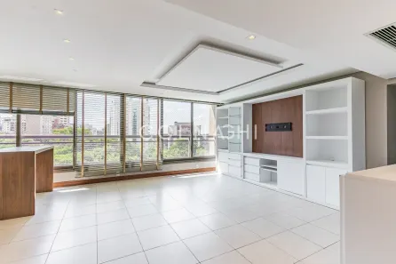 Apartamento com 3 Quartos à venda, 131m² no Três Figueiras, Porto Alegre