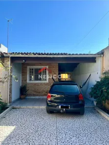 Casa com 3 Quartos à venda, 115m² no Balneário Mar Azul, Caraguatatuba
