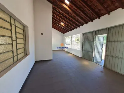 Casa com 3 Quartos à venda, 103m² no Parque União, Bauru