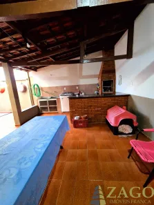 Casa com 3 Quartos à venda, 250m² no Jardim Ângela Rosa, Franca