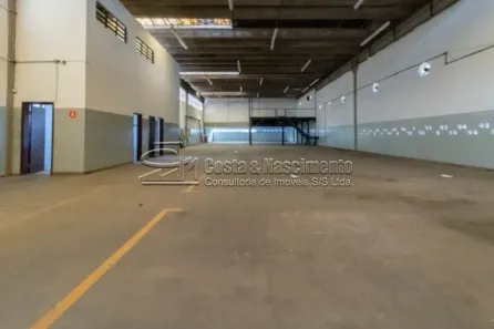 Galpão/Depósito/Armazém para alugar, 2000m² no Jardim Regina Alice, Barueri