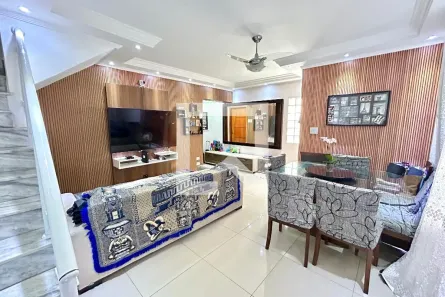 Casa com 3 Quartos à venda, 194m² no Parque Santo Antônio, Guarulhos