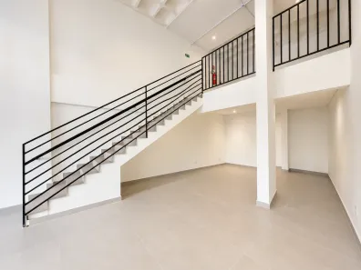 Ponto Comercial para alugar, 107m² no São Mateus, Juiz de Fora
