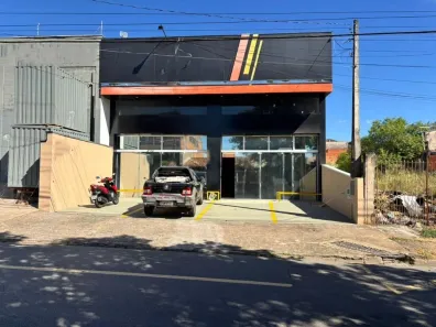 Ponto Comercial para alugar, 250m² no Jardim Santana, Hortolândia