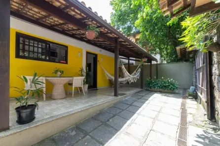 Casa de Condomínio com 4 Quartos à venda, 300m² no Jacarepaguá, Rio de Janeiro