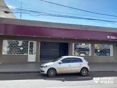 Ponto Comercial para alugar, 700m² no Parque das Gameleiras, Uberaba
