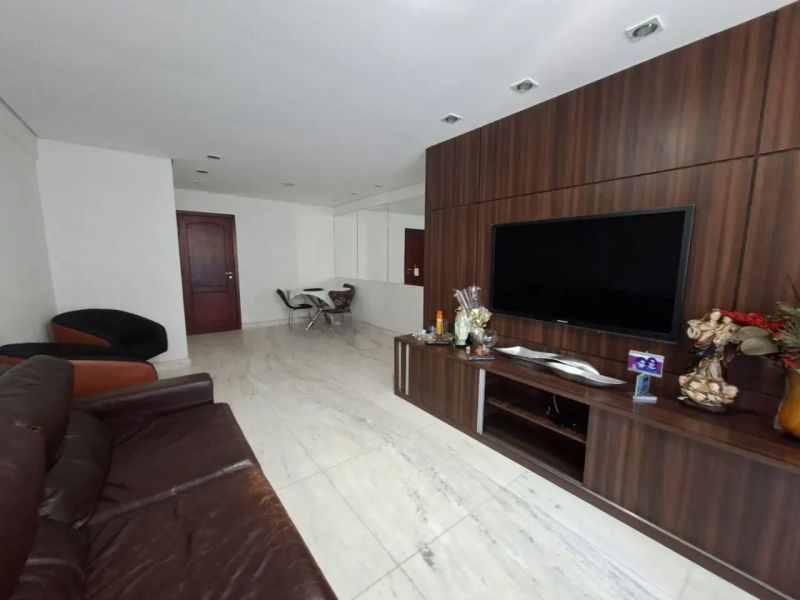 Apartamento com 3 quartos — Nova Suíssa, Belo Horizonte