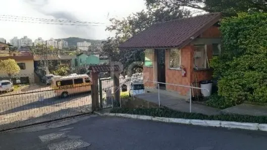 Lote/Terreno à venda, 293m² no Cavalhada, Porto Alegre