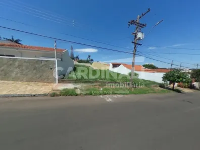 Lote/Terreno à venda, 330m² no Jardim Cardinalli, São Carlos