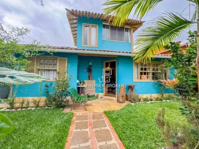 Casa de Condomínio com 2 Quartos à venda, 112m² no Albuquerque, Teresópolis