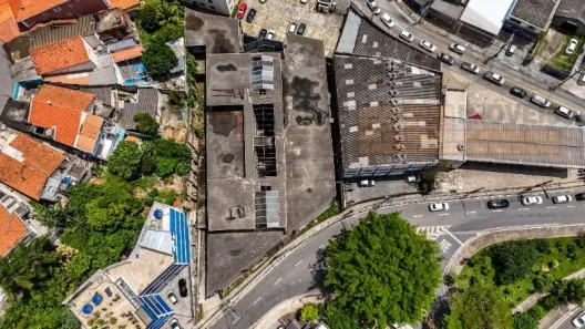 Prédio Comercial à venda, 7500m² no Vila Santa Luzia, Taboão da Serra