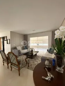 Casa de Condomínio com 4 Quartos à venda, 400m² no Nova Uberlândia, Uberlândia