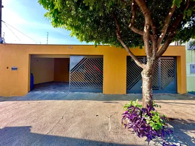 Casa com 3 Quartos à venda, 198m² no Jardim Lago Norte, Londrina