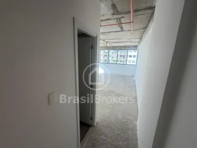 Sala Comercial à venda, 36m² no Todos os Santos, Rio de Janeiro