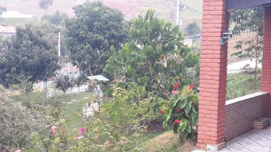 Fazenda/Sítio com 2 Quartos à venda, 220m² no Jardim Colônia, Jacareí