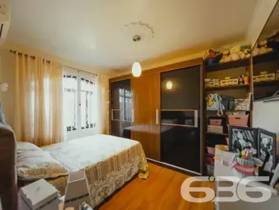 Casa com 3 Quartos à venda, 148m² no Jardim Iririú, Joinville
