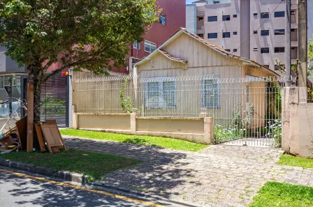 Lote/Terreno à venda, 195m² no Juvevê, Curitiba