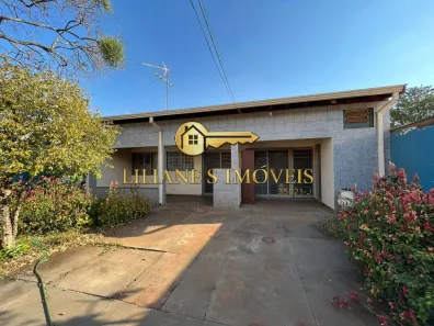 Casa com 2 Quartos à venda, 137m² no Centro, Araraquara