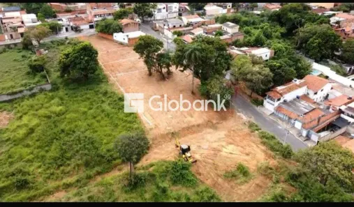 Lote/Terreno à venda, 360m² no São Judas Tadeu, Montes Claros