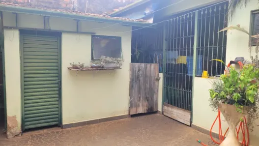 Casa com 2 Quartos à venda, 250m² no Vila Pacífico, Bauru