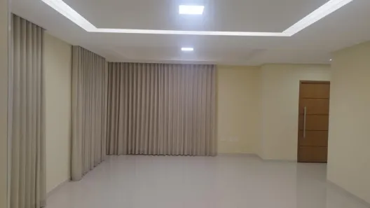 Casa com 4 Quartos para alugar, 260m² no Centro, Contagem