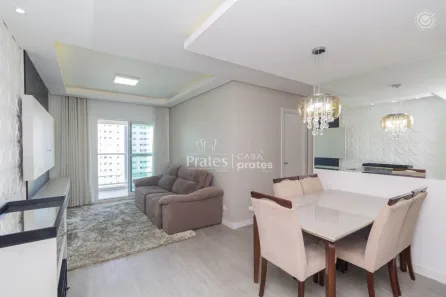Apartamento com 2 Quartos à venda, 65m² no Centro, Curitiba