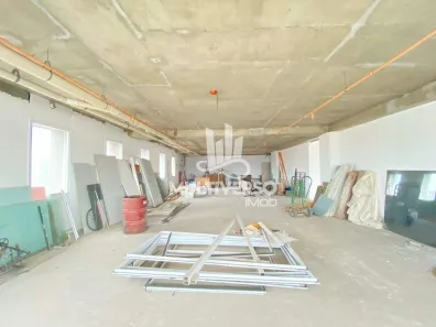 Sala Comercial para alugar, 172m² no Gonzaga, Santos