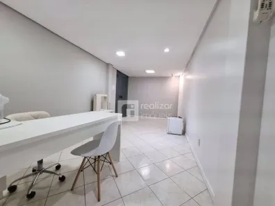 Ponto Comercial à venda, 27m² no Kobrasol, São José