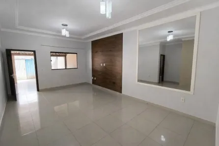 Casa com 3 Quartos à venda, 200m² no Residencial Santa Fé I, Goiânia