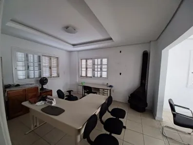 Casa com 4 Quartos à venda, 269m² no Santo Antônio, Porto Alegre