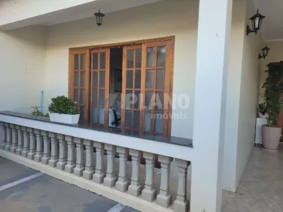 Sobrado com 3 Quartos à venda, 254m² no Jardim Cardinalli, São Carlos
